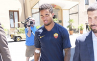 Con trai huyền thoại Kluivert cười tươi trong ngày trở lại AS Roma