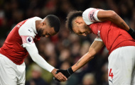 Aubameyang nói vài lời, fan Arsenal 'tê tái' vì quá hạnh phúc