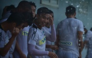 Bỏ ngoài tai lời mời gọi của Thai League, Văn Thanh vẫn 'tươi như hoa' cùng đồng đội