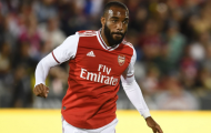 Ra sân hơn 10 phút, sao Arsenal vẫn bị đối thủ 'sàm sỡ' 