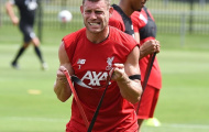 James Milner 'khóc thét' với bài tập thể lực cùng các đồng đội