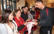 Sát giờ đến Singapore, dàn sao Man Utd vẫn bị 'hành xác'