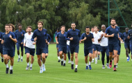 Chùm ảnh: Lampard lần đầu chỉ đạo cầu thủ Chelsea tập luyện ở Cobham