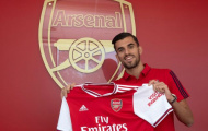 Tân binh Arsenal: 'Khi đến sân tập, tôi nghẹn ngào khi thấy 1 bức ảnh'