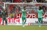 Real Madrid: 'Đừng để mất bò mới lo làm chuồng'