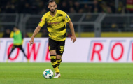 Dortmund nên bắt đầu trọng dụng Omer Toprak trong mùa tới
