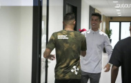 Video Danilo gặp gỡ đồng đội mới tại Juventus