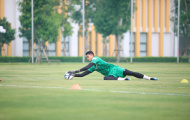 Với chiều cao 1m93, thủ môn của Than Quảng Ninh tự tin khi được gọi lên tuyển U22 Việt Nam 