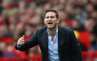 'Chelsea bị đẩy vào thế khó khăn, anh ta chỉ biết đưa tay ôm đầu'