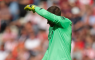 'Tấu hài' cực mạnh, Adrian mang 'ác mộng' Karius trở lại với Liverpool