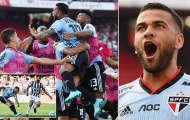 Chơi vị trí lạ, Dani Alves ghi bàn ngay trận ra mắt CLB mới