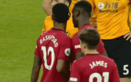 Rashford nói gì khi Pogba xin đá penalty?