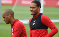 Hàng thủ Liverpool bị chỉ trích, Van Dijk nói gì?