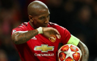 Ashley Young - Số 0 tròn trĩnh của Man Utd