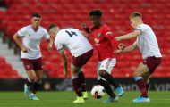 Quá đen! Sao Man Utd lập siêu phẩm solo và... chấn thương đúng ngày sinh nhật