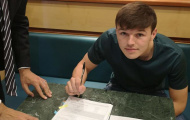 CHÍNH THỨC: Fiorentina ký hợp đồng với em họ Steven Gerrard