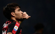 Thăng hoa tại AC Milan, sao Brazil được đồng đội đưa lên mây