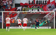 'Bom tấn' 80 triệu hóa tội đồ, Bayern chia điểm đáng tiếc trên sân của RB Leipzig