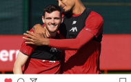 'Van Dijk thích mùi dầu gội đầu của tôi'
