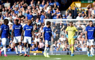 Thua sốc tân binh, thuyền trưởng Everton bị ''tượng đài'' đặt dấu hỏi