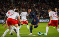 Neymar bất lực, PSG gục ngã bẽ bàng tại Le Parc des Princes