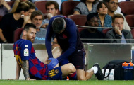 Khuỵu gối, Messi nói 1 câu đầy bi ai khiến các CĐV Barca xót xa