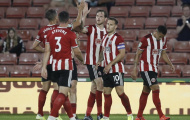 Vì sao cầu thủ Sheffield bị cấm đổi áo với cầu thủ Liverpool?