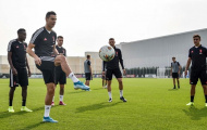 Dàn sao Juventus 'lặng người' khi nhìn Ronaldo phô diễn kĩ thuật