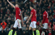Fan Man Utd: 'Còn điều gì cậu ta không thể làm không?'