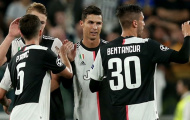 Ronaldo lập 4 cột mốc mới, chờ câu trả lời từ Messi