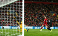 'Hậu vệ trái Liverpool chạy để làm gì?'