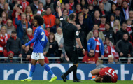 Sao Leicester bị lăng mạ, Liverpool lại khổ?