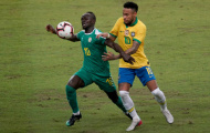Quá kinh khủng, Sadio Mane biến 2 hậu vệ Brazil thành 'trò hề'