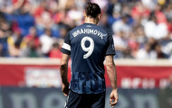 Ibrahimovic lại lên tiếng về việc tới Man Utd