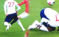 NÓNG! Hình ảnh mới nhất tố Origi giở trò, Lindelof được minh oan?