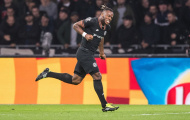 Batshuayi ngượng chín mặt vì 'bàn tay hư hỏng' của Jorginho