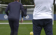 Thua đồng đội, Kepa bị 'trừng phạt' cực gắt trên sân tập Chelsea