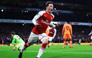Không đến Man Utd, Ozil chuẩn bị 'thay thế' Ibrahimovic?
