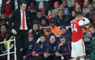 Hòa bạc nhược, fan Arsenal điên tiết: 'Sa thải Emery và bán gã hề đó lập tức'