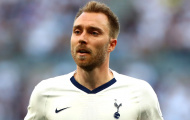 Vì Eriksen, hai huyền thoại Man Utd tranh cãi nảy lửa