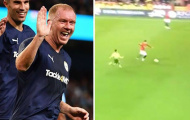 Xoay người đẳng cấp, sao trẻ Man Utd được ví như Scholes