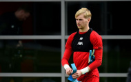 Sốc với thủ thành bắt chính cho Liverpool khi đấu Arsenal