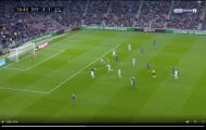Xử lý không một 'vết gợn', Messi làm cầu trường Camp Nou sửng sốt