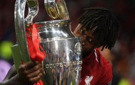 Klopp: 'Đừng quên cậu ấy, đó là huyền thoại của Liverpool'