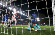 Hơn 2 người suốt 25 phút, sao Chelsea vẫn để Ajax có 1 điểm?