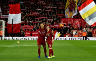 10 hình ảnh đẹp nhất vòng 12 EPL: 'Pháo đài' Anfield; Quỷ đỏ hồi sinh