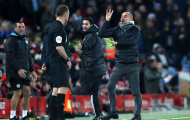Fan Liverpool mỉa mai: 'Không có tiền, ông ấy không thể dẫn dắt ai được'