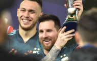 CHÍNH THỨC: Messi nâng cúp với đội tuyển Argentina