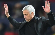 SỐC! Nhắn tin chủ tịch Tottenham, 'lão làng' Premier League vẫn bị Mourinho đoạt ghế