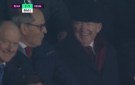 Sir Alex phản ứng ra sao khi Man Utd ghi 3 bàn trong 7 phút?